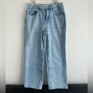 Good American Light Wash Straight Leg Jeans